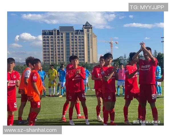 杭州篮球队以73分领跑邀请赛积分榜展现强劲实力