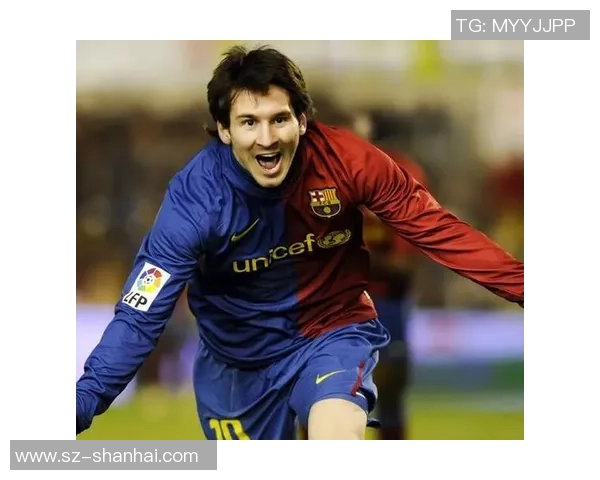 足球明星齐贤的职业生涯与个人成就全景解析 足球明星齐贤的职业生涯与个人成就全景解析